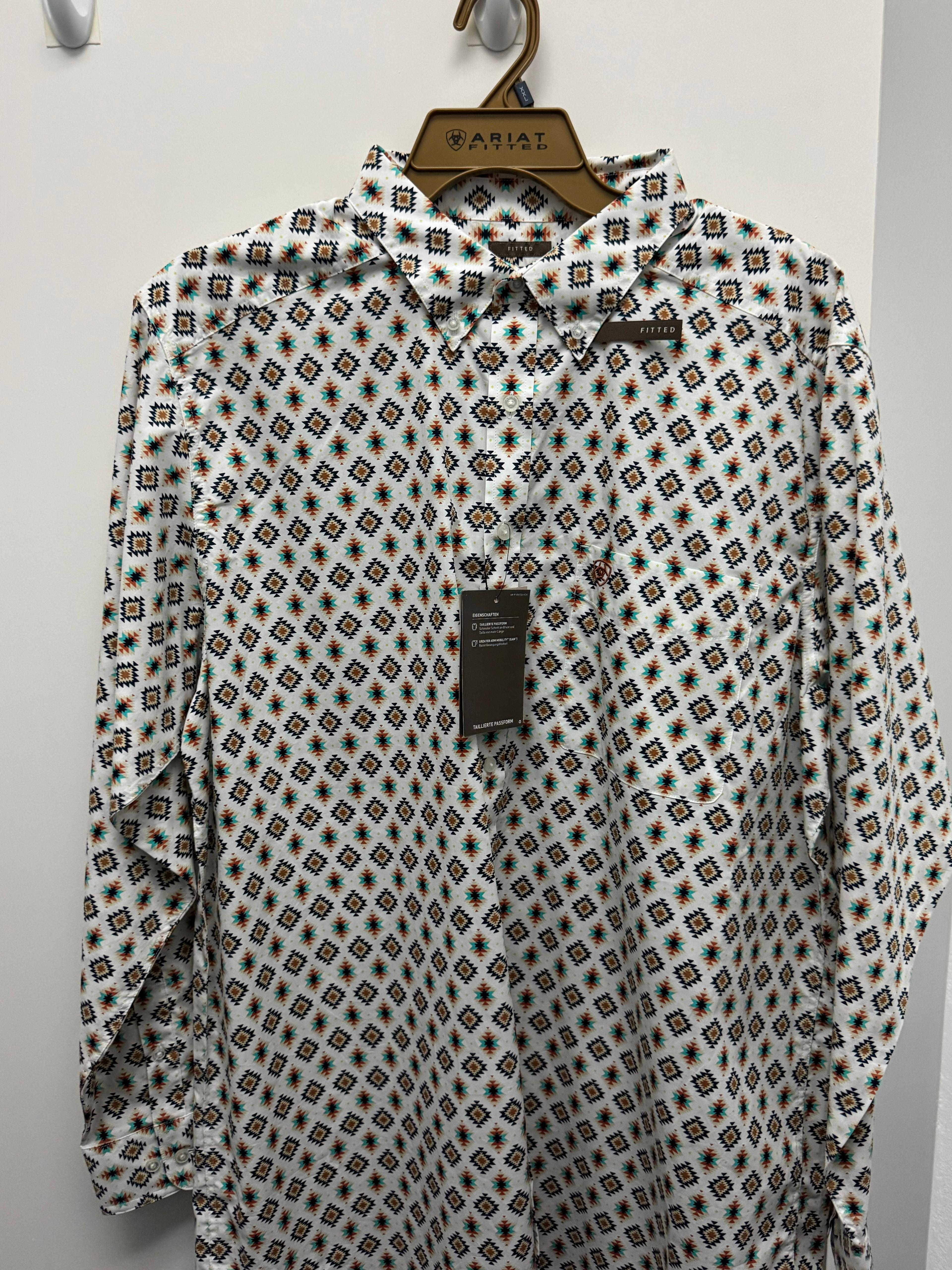 ARIAT-Small Aztec Print-LS-Adult